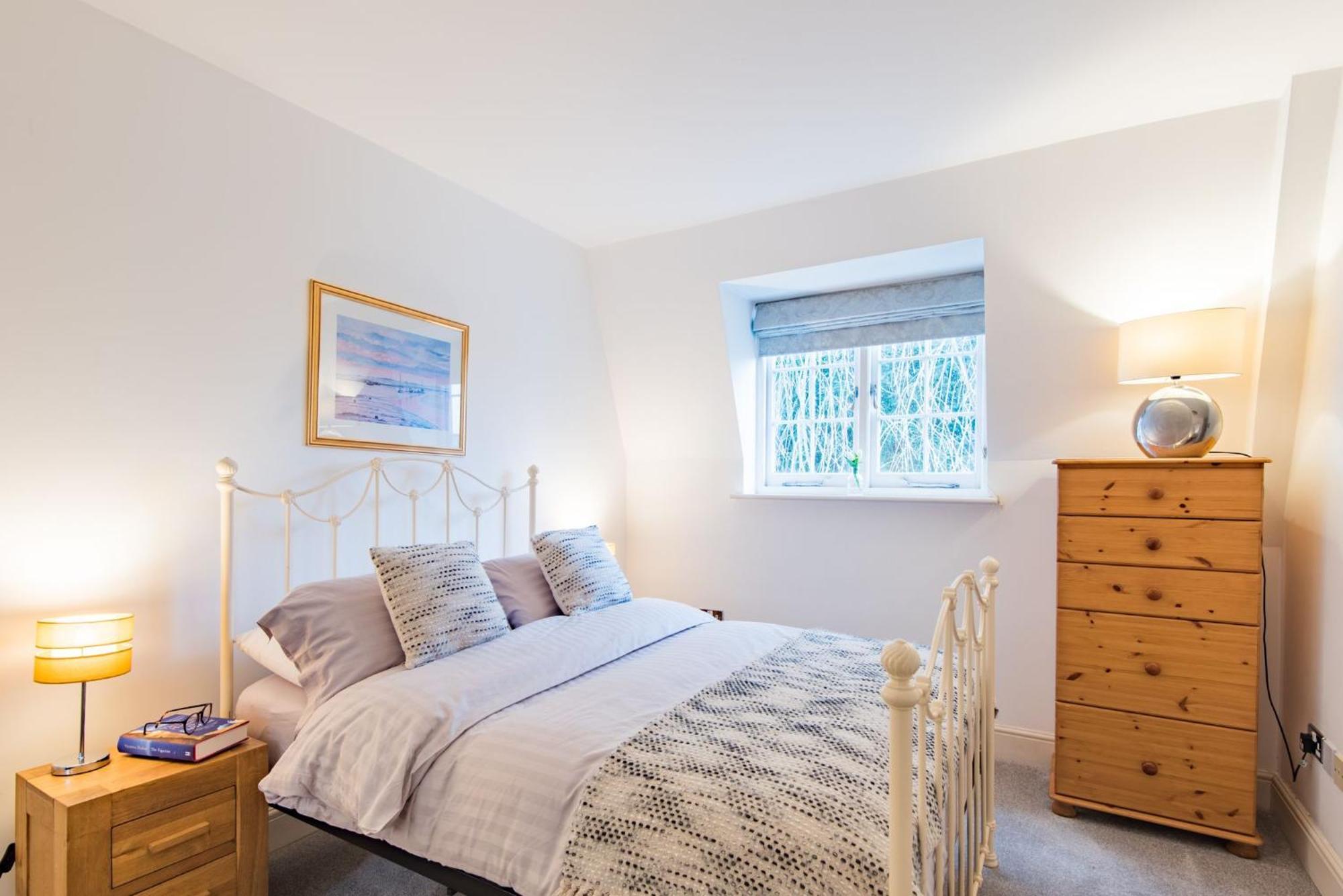 The Linen House By Bloom Stays Canterbury Zewnętrze zdjęcie
